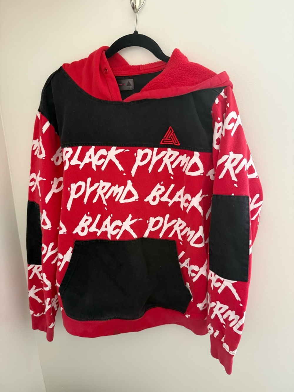 Black Pyramid Men's XL Graffiti All Over Print Hoodie Sweatshirt Black Red